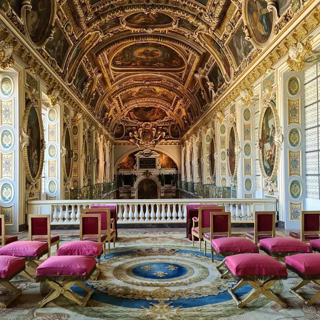 FONTAINEBLEAU